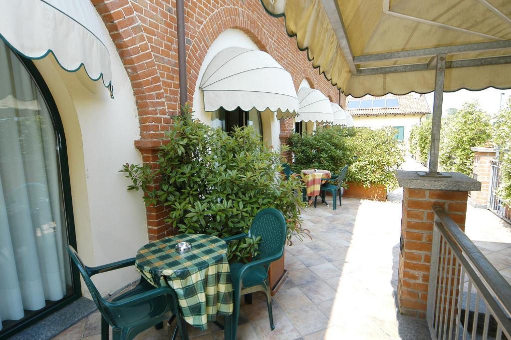 Agriturismo Cascina Nuova Villa Valenza Bagian luar foto