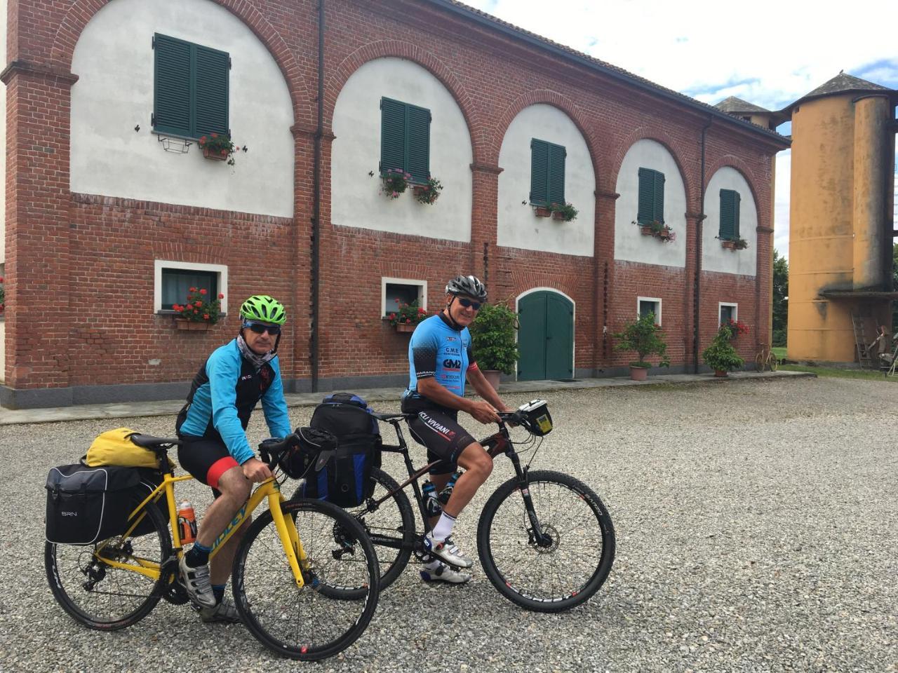 Agriturismo Cascina Nuova Villa Valenza Bagian luar foto
